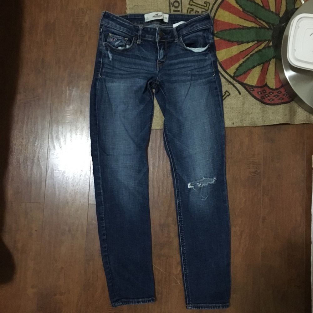 Hollister Skinny Capris